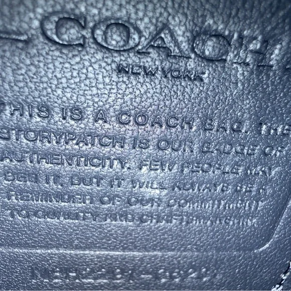 Coach Pebbled Leather Shoulder Bag in Deep Green with Gold Hardware - Picture 10 of 12